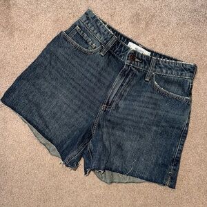 Hollister shorts - size 4